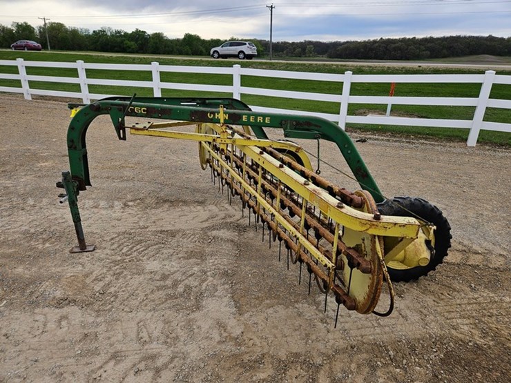 john-deere-660-image-2
