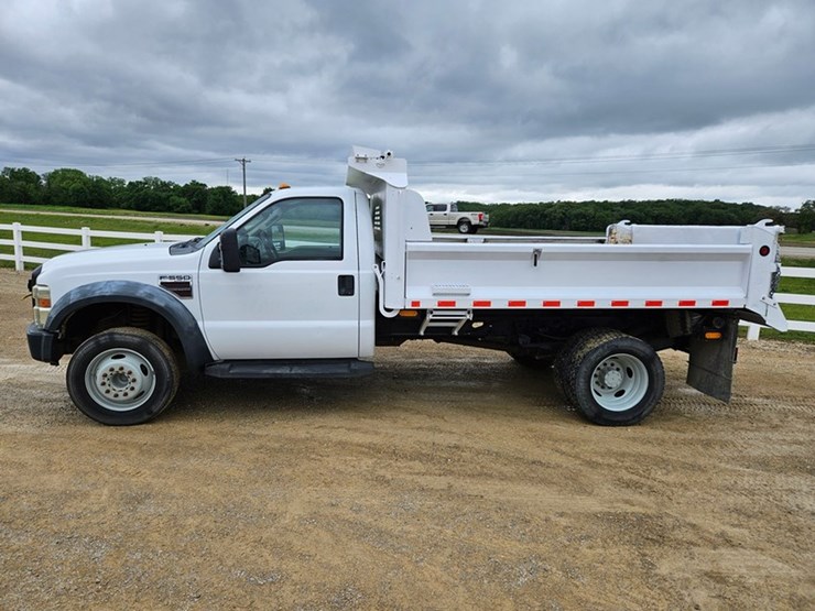 2008-ford-f550-image-2