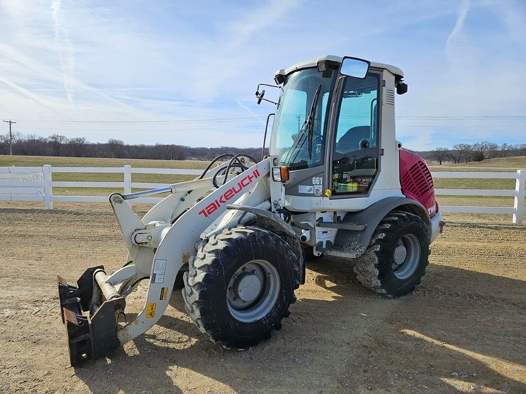 takeuchi-tw65-image-1