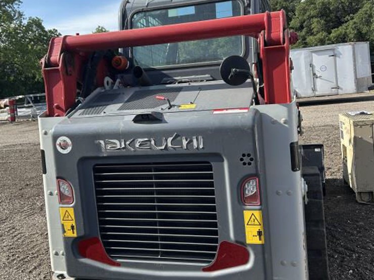 2024-takeuchi-tl10v2-image-5