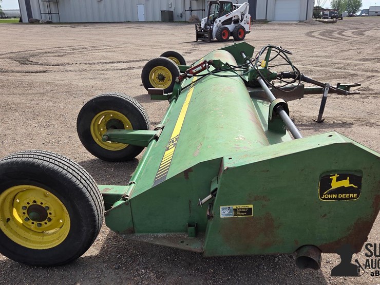 john-deere-120-image-4