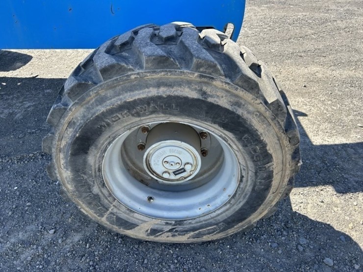 2013-genie-s40-image-26
