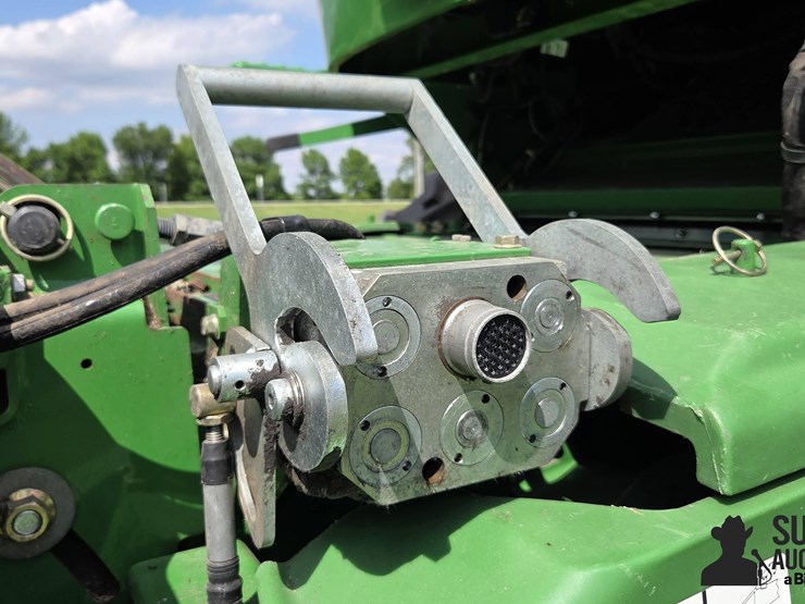 2010-john-deere-9570-sts-image-13