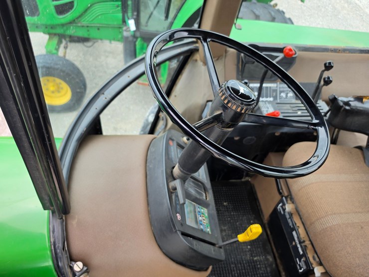 1989-john-deere-4255-image-9