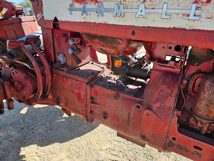 international-400-image-17