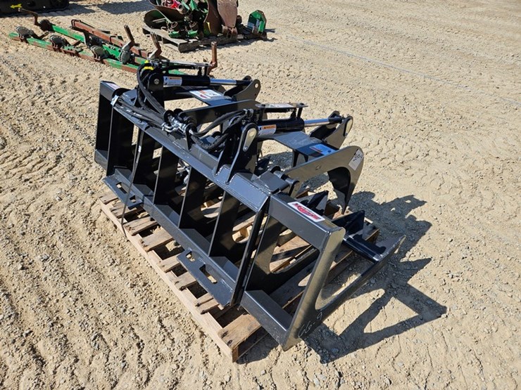 #5199-•-stout-66-9-brush-grapple-bucket-image-5
