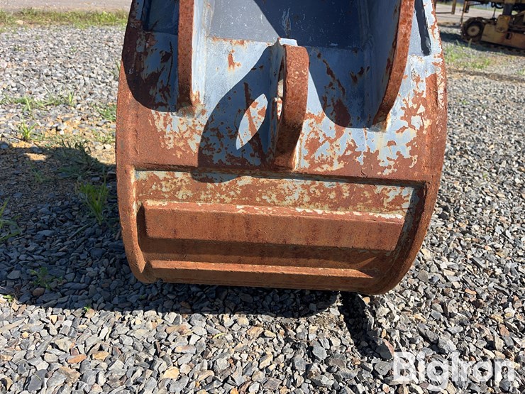 strickland-18"-mini-excavator-bucket-image-13