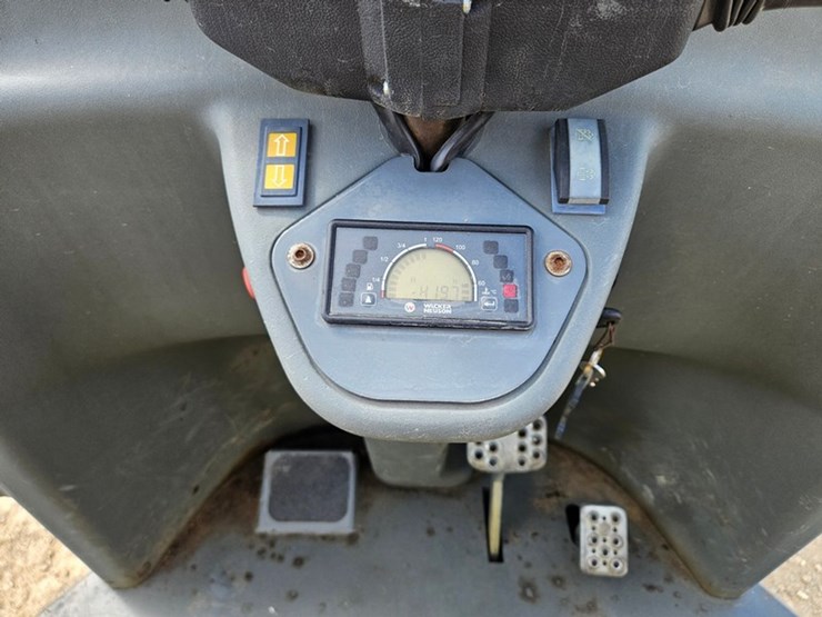 2017-wacker-neuson-3001-image-26