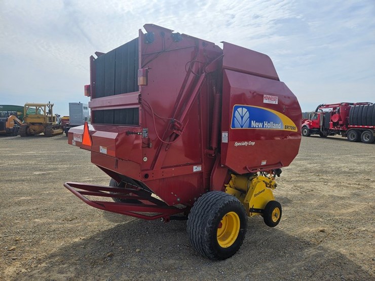 new-holland-br7090-image-5