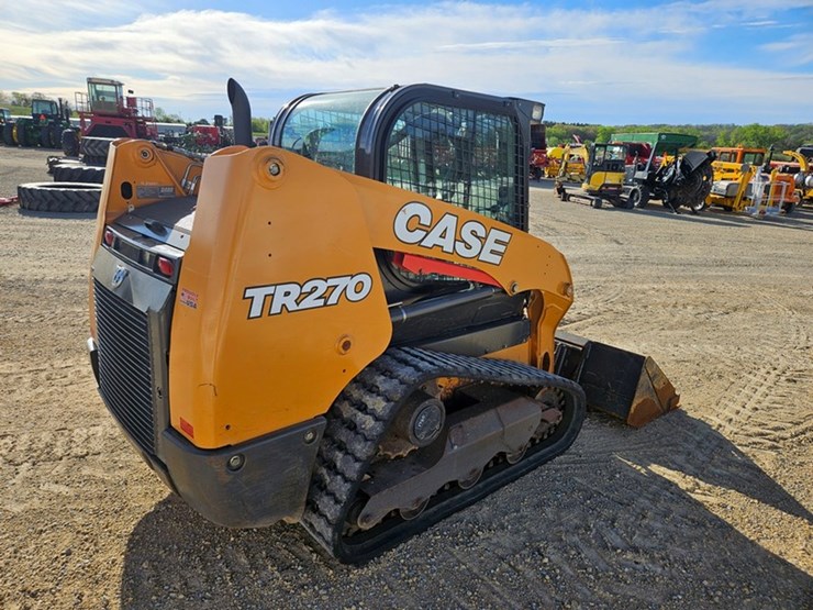 2020-case-tr270-image-5