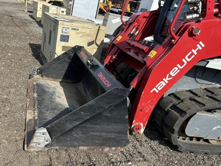 2024-takeuchi-tl10v2-image-16