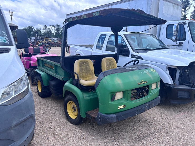 john-deere-gator-image-1