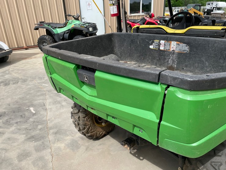 2016-john-deere-550-image-28