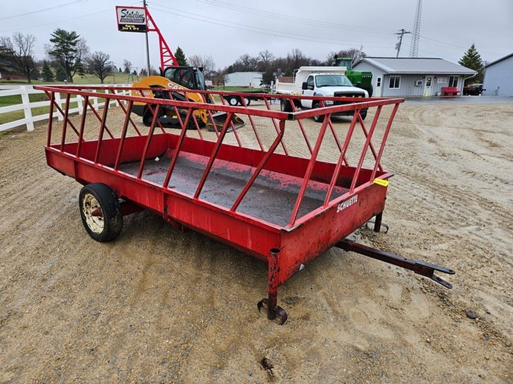 #5118-•-schuete-single-axle-bale-feeder-wagon-image-7