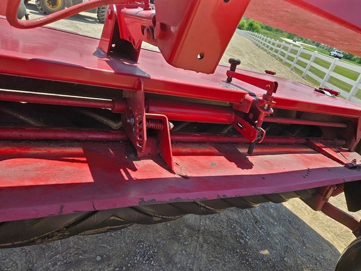 2015-new-holland-h7230-image-19