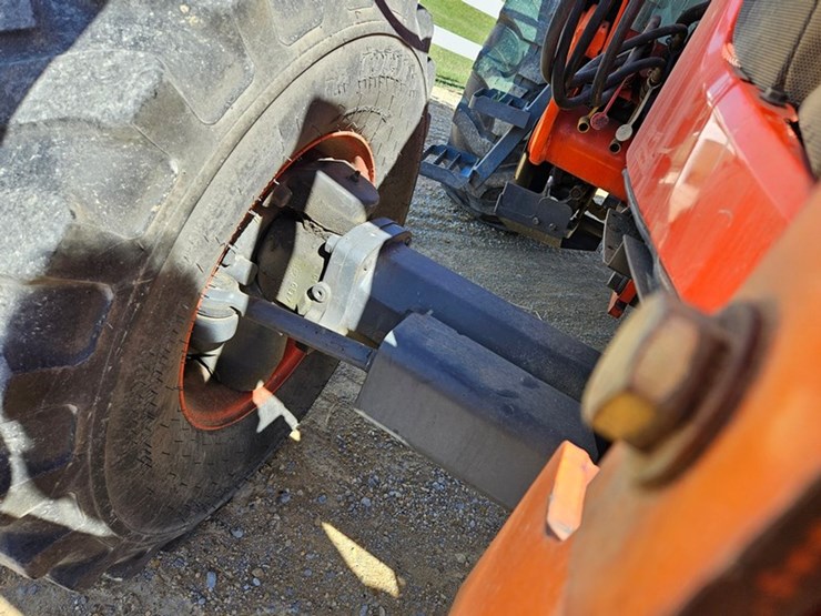 kubota-m7040-image-40