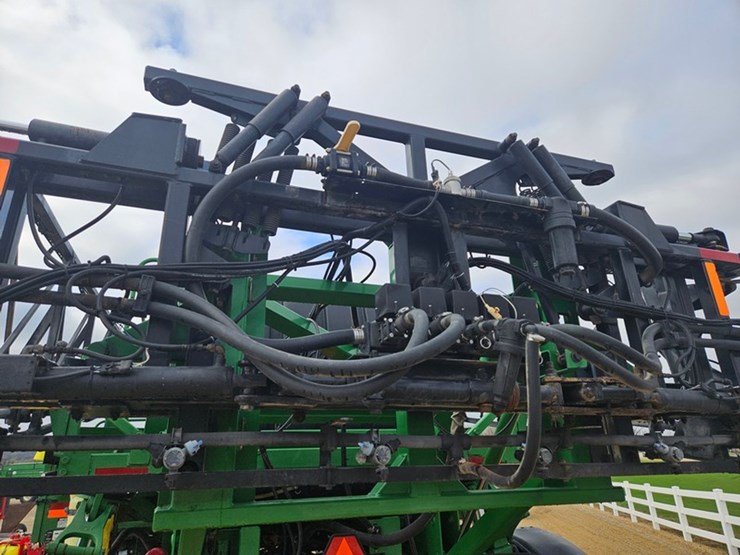 john-deere-4700-image-26