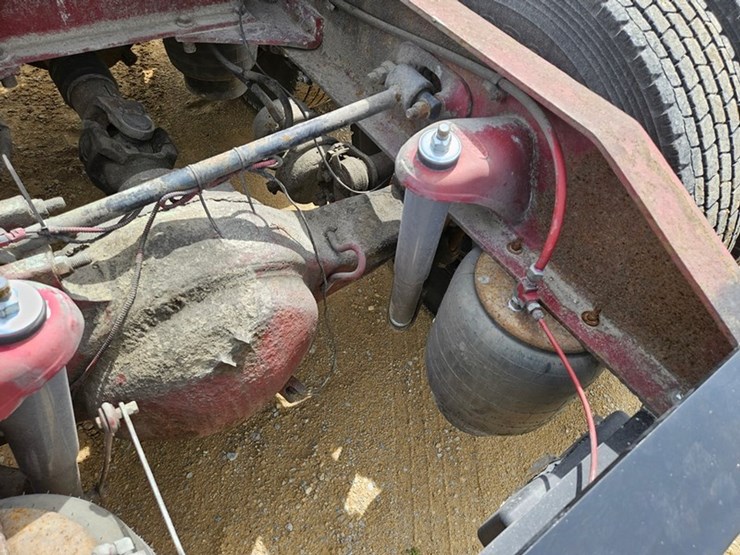 2006-peterbilt-379-image-15