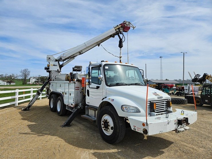 #5076-•-2007-freightliner-m2-tandem-axle-crane-truck-image-16