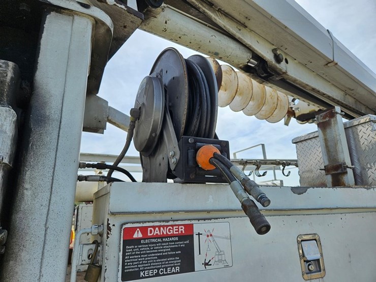 #5076-•-2007-freightliner-m2-tandem-axle-crane-truck-image-62