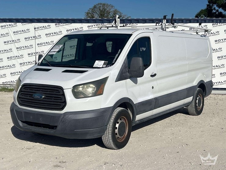 2016-ford-transit-image-1