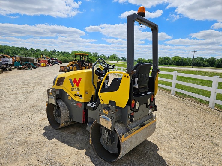 2017-wacker-neuson-rd28-120-image-3