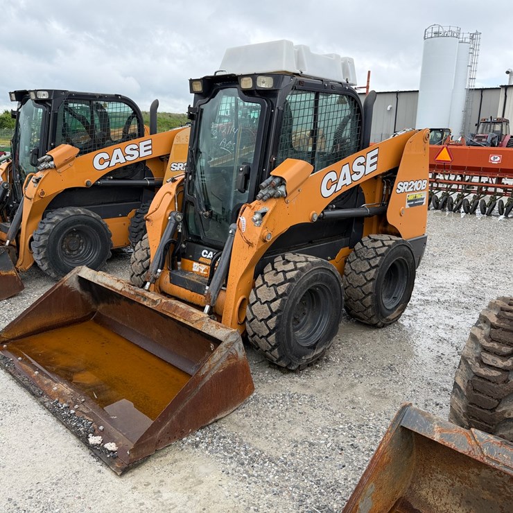 2020 CASE SR210B
