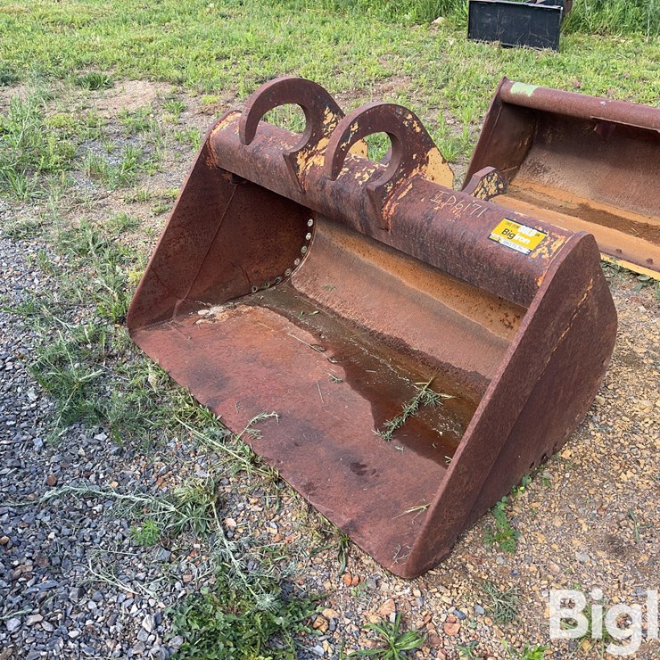 PR1196 Excavator Bucket