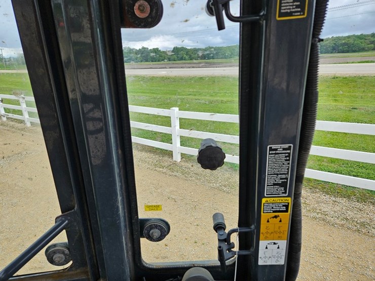 deere-310sj-image-42