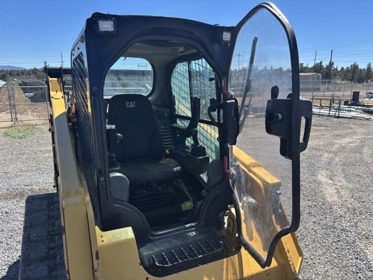 2019-caterpillar-259d3-image-21