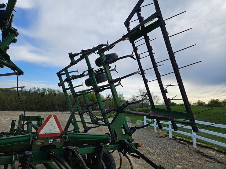 john-deere-28-image-20