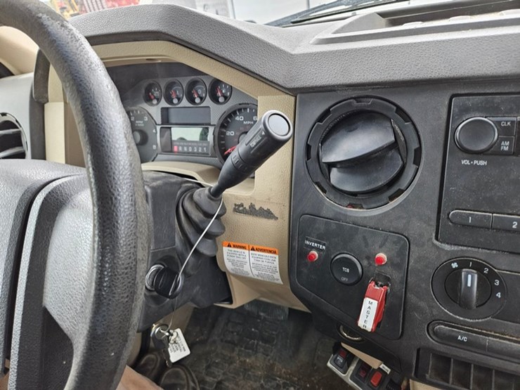 2008-ford-f550-image-44