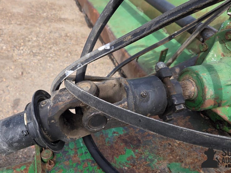john-deere-120-image-10
