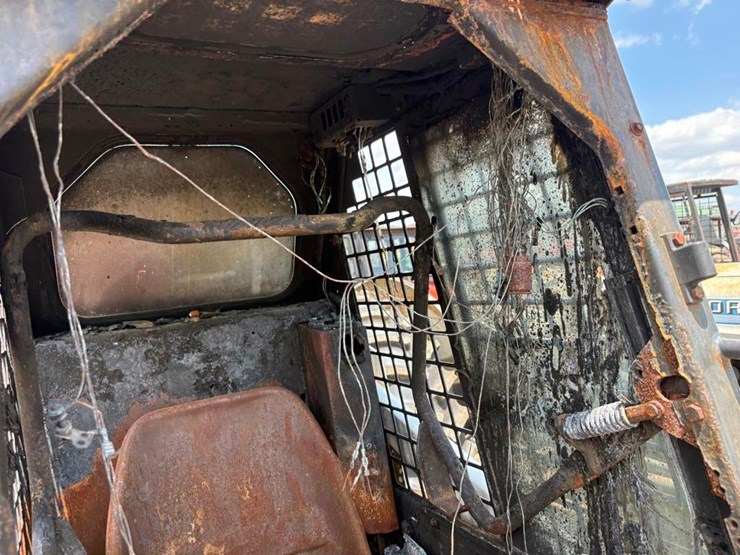 2018-bobcat-s70-image-11