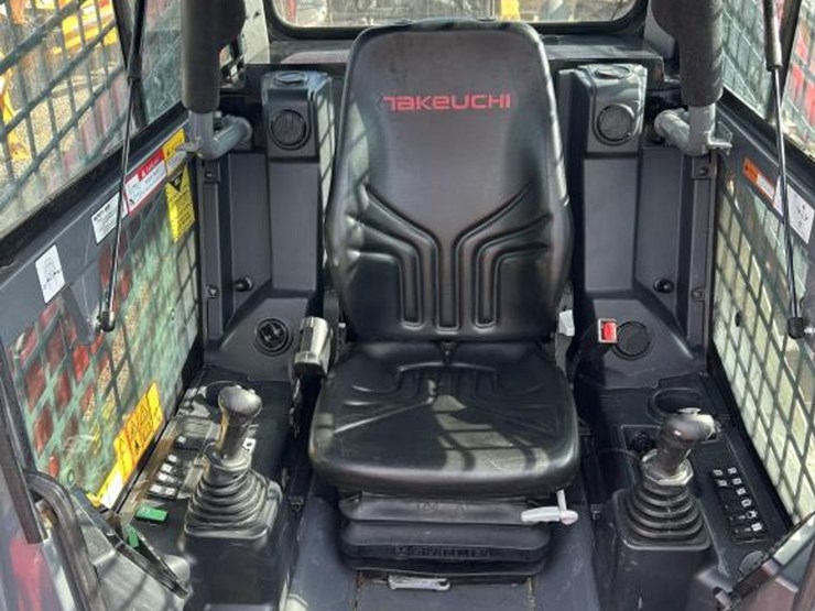 2024-takeuchi-tl10v2-image-17