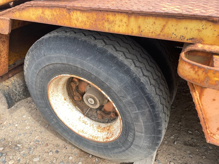 #1222-•-1977-transport-trailers-flatbed-trailer-(has-mn-title)-image-17