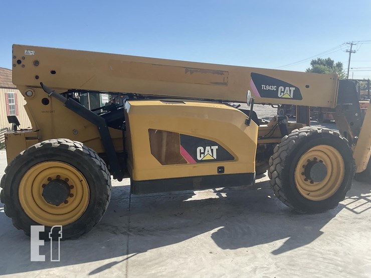 2014-caterpillar-tl943c-image-5