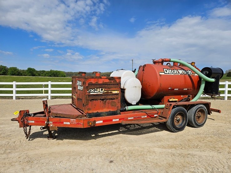 ditch-witch-fx30-image-1