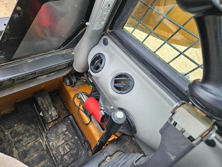 case-tv450-image-30