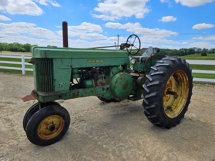 john-deere-70-image-1