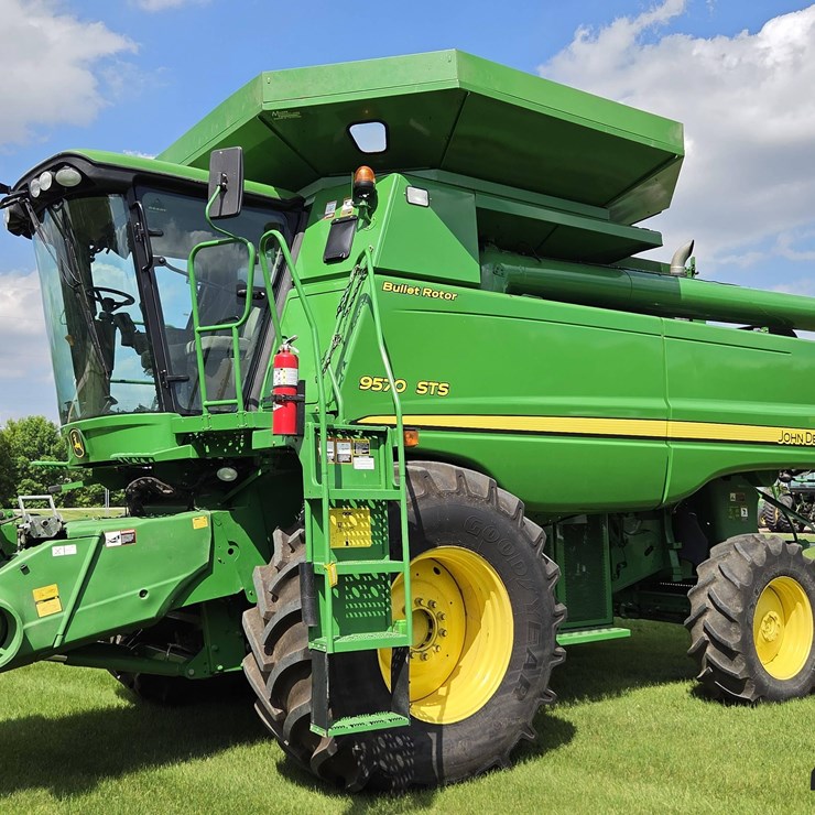 2010 JOHN DEERE 9570 STS