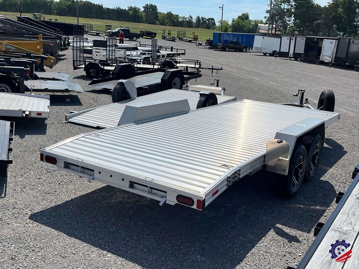 new-2025-timpte-1018-motorsports-t/a-aluminum-tag-trailer-image-20