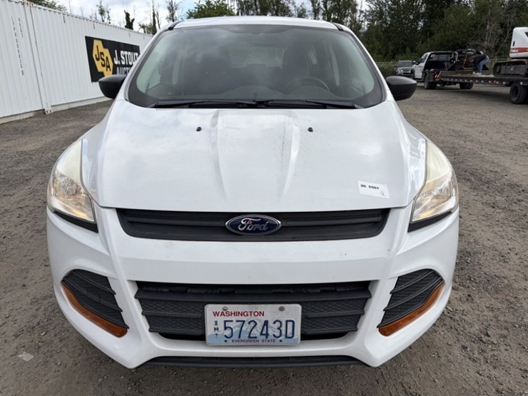 2015-ford-escape-image-8