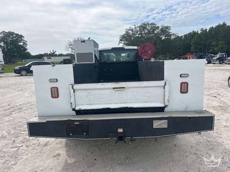 2019-ford-f450-image-25