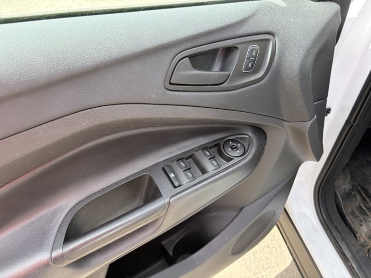 2017-ford-escape-image-25