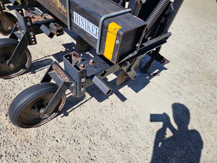 #5078-•-hiniker-3pt-6-row-30"-cultivator-image-11