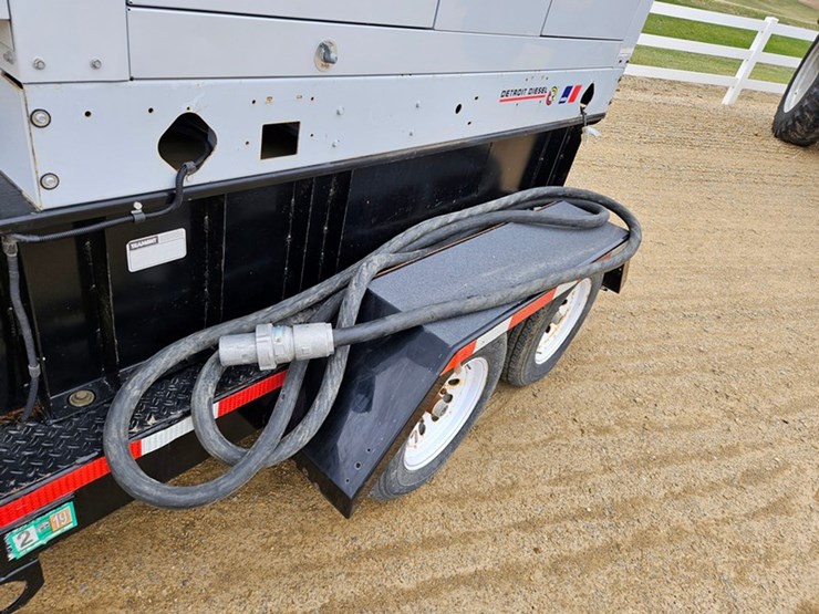 #5177-•-tramont-100-kw-towable-generator-image-13