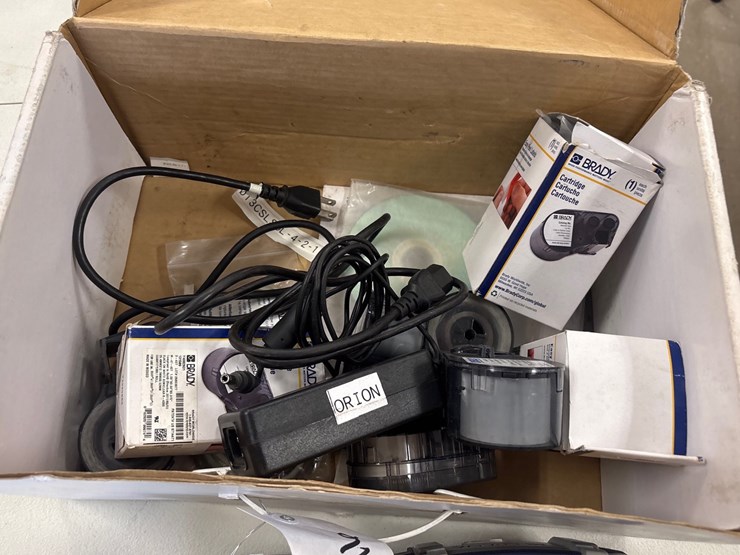 #4046-•-two-brady-bmp-41-label-printers-image-3