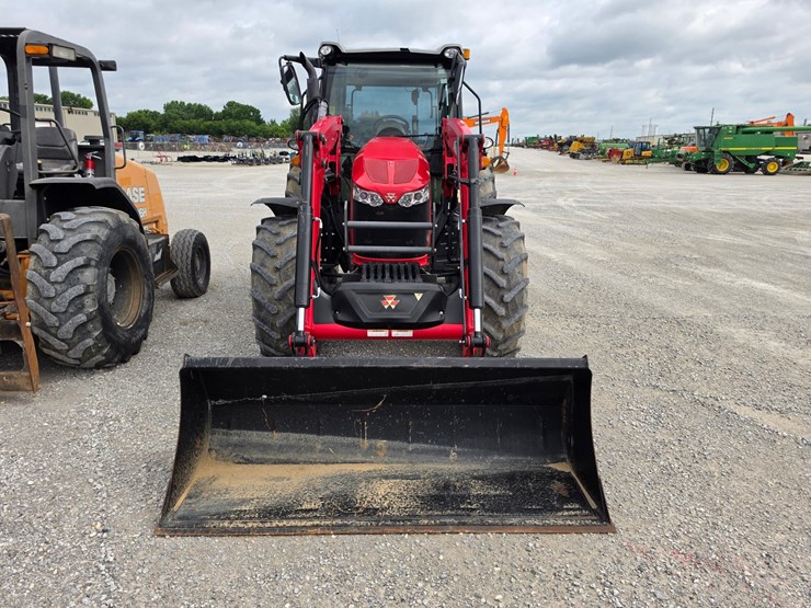 2018-massey-ferguson-5710-image-2