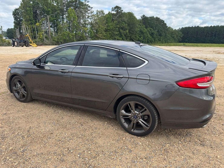 2017-ford-fusion-sport-awd-4dr-sedan---70,774-miles-image-4